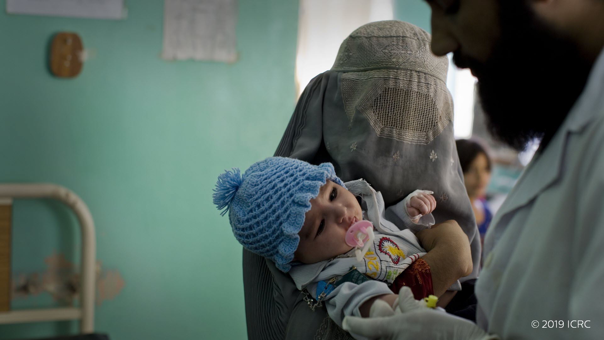 icrc-afghanistan-mirwais-hospital